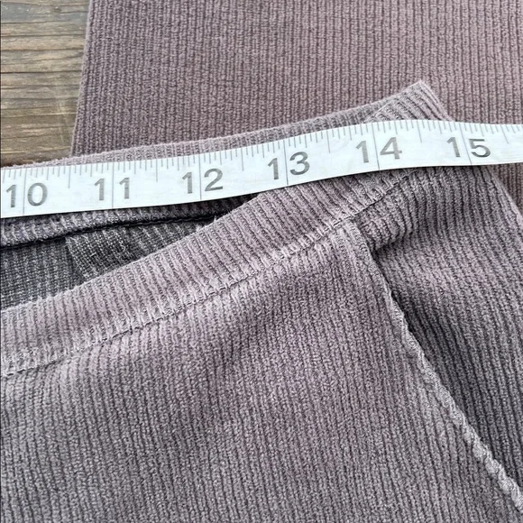 LL Bean Ribbed Corduroy Pull-On Pants - Picture 4 of 11